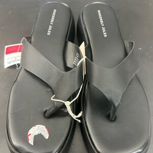 Sincerely Jules Black Thong Sandals